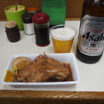 マルフク - 豚足煮込み＋煮タマゴ ＆ ビール大瓶