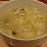 揚州厨房 - スープの様子