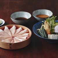 米澤豚一番育ちロース（100g）のしゃぶしゃぶ