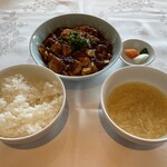 四川豆花飯荘 - 麻婆豆腐セット