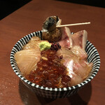 酒肴場 屯 - 海鮮丼¥500