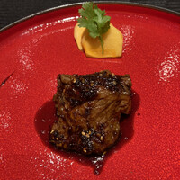 スーツァン・レストラン陳 渋谷店 - 牛サーロインの黒酢唐辛子炒め
