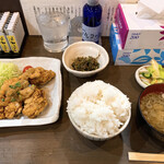家庭料理居酒屋 よってって - おろしポン酢唐揚げ定食 ご飯大盛