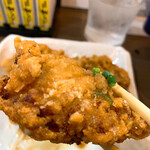 家庭料理居酒屋 よってって - サクッとジューシーな唐揚げにおろしポン酢、白飯がガンガン進む君。