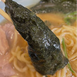 寿々喜家 - 麺を包んだ板海苔
