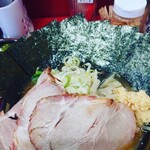 とんこつラーメンいしい - 綺麗な低温燻製チャーシュー！