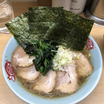 横浜ラーメン 町田家 - 