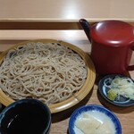 秋月庵 三次郎 - ざるそば680円