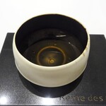 レーヌ デ プレ - アミューズ：野菜のブイヨン