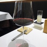 レーヌ デ プレ - グラスワイン（赤）