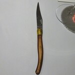 レーヌ デ プレ - 肉用：ラギオールのナイフ