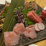 酒彩料理 茂正 - 刺し身盛り合わせ