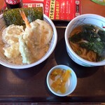 Washokusato - 昼得天丼(大盛無料)、ミニ温うどんのセット 658円