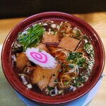 Mujaki - らぁ麺　730円