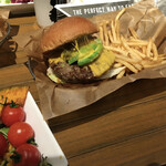 J.S. BURGERS CAFE 新宿店 - 