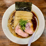 だれやめや - 醤油らぁ麺 (900円)