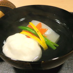 桜田 - 伊勢海老の真薯 と 蕪 のお椀