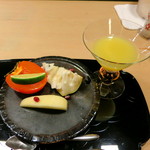 桜田 - 果物　（林檎ジュース、アテモヤ、江戸柿、ラフランス）