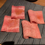 和牛とタン 焼肉 とみ - 