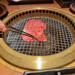 和牛とタン 焼肉 とみ - 