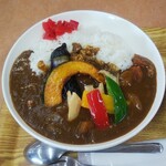 小さな食堂 ヒロ - 夏野菜カレー (2021.11.17)