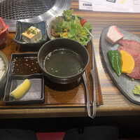 近江牛専門店 万葉 まえだ亭 - 