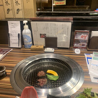 近江牛専門店 万葉 まえだ亭 - 