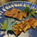 徳山鮓 - 皮目がパリパリッでジューシィな蒲焼き。