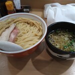 中華そば たかばん - 醤油つけ麺780円 メンマ100円 大盛100円