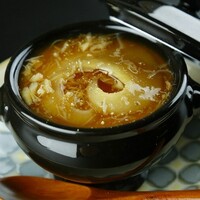 贅を尽くしたオリジナルの創作和食『フカヒレ茶碗蒸し　和出汁オイスター』