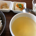 Shi An - 卵スープ、搾菜、冷奴と豪華なセット！