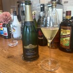 La Sena - 辛口のシャンパン　一杯目