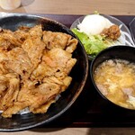 肉のヤマキ イオンモール津南店 - 