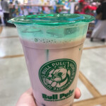 Bull Pulu - 杏仁ミルクティー 
                      サイズM 氷普通 甘さ微糖（結構甘い）