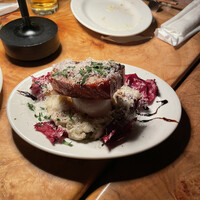 カルネジーオ イースト - 