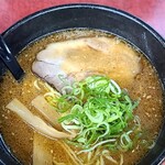 Ton Zaru - 味噌ラーメン600円