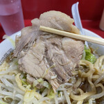 ラーメン二郎 - 肉塊① 2021.11.17 Wed.