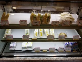 Cafe de MOMO - ショーケース。