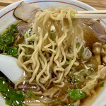 中華そば 肴 yamago - 中華そば　麺アップ