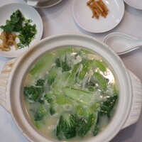 新橋亭 - 鶏土鍋煮込みそば 