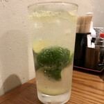 串焼キ カメチヨ・シャルボン - シークワーサーハイ