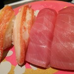 回転寿司酒場 銀座沼津港 - ズワイガニ　中トロ