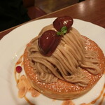 星乃珈琲店 - 栗のスフレパンケーキ