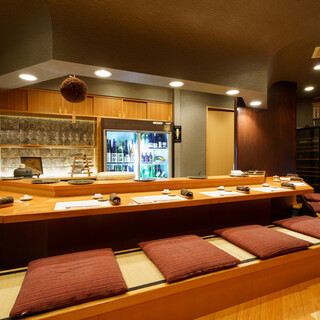 ライブ感あふれるカウンター