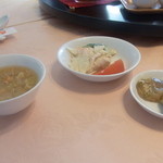 天外天 - スープとザーサイそして小鉢