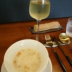 Unico - ランチ 本日のスープ 根菜の豆乳ポタージュ