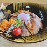 ブラッドベリ - ローストビーフ丼