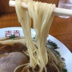 ねぎとにんにく - 中華そばの麺