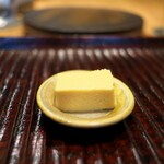 すし処 ひさ田 - 最後はチーズケーキ風味な玉子。