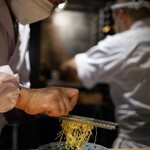 薪鳥新神戸 - チェダーチーズのせ